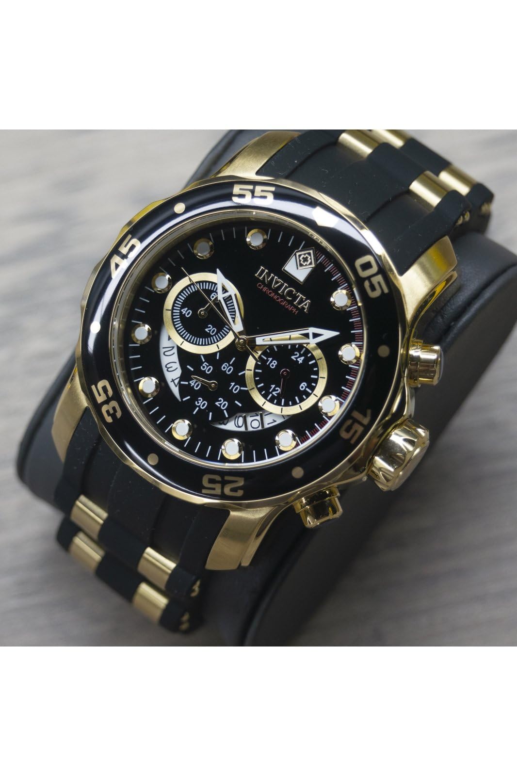 Invicta Men's 6981 Pro Diver Collection Chronograph Black Dial Black Dress Watch